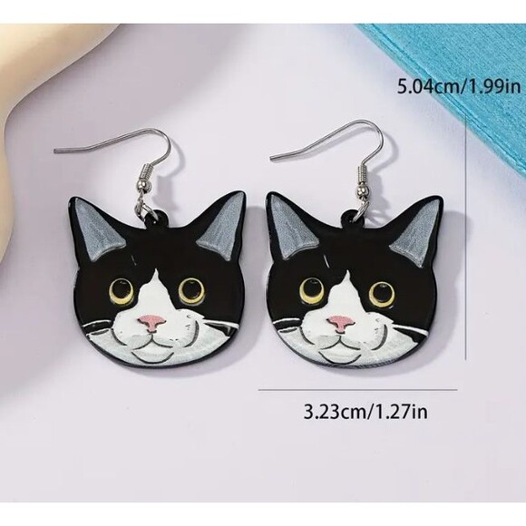 Cute Black White Cat Face Earrings 1.3 x 1.3 inches - Picture 5 of 7